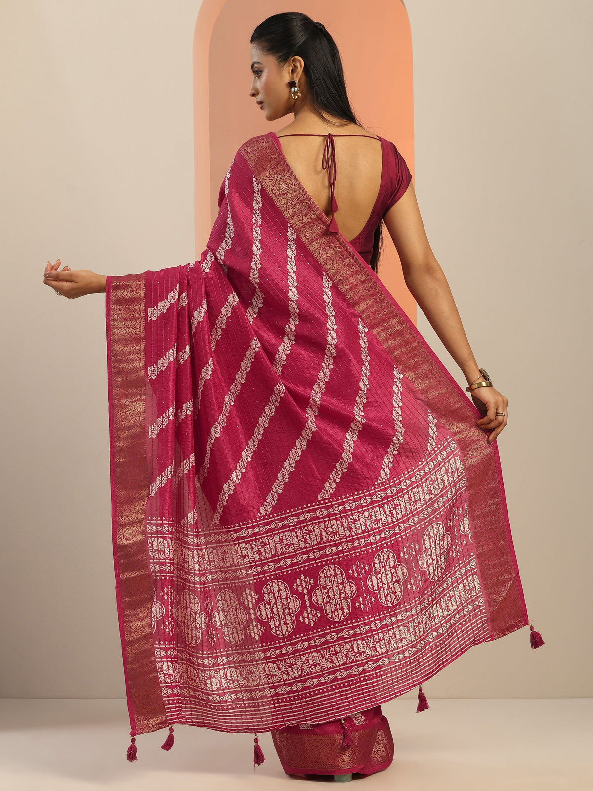 Libas Pink Printed Silk Blend Saree With Unstitched Blouse Piece