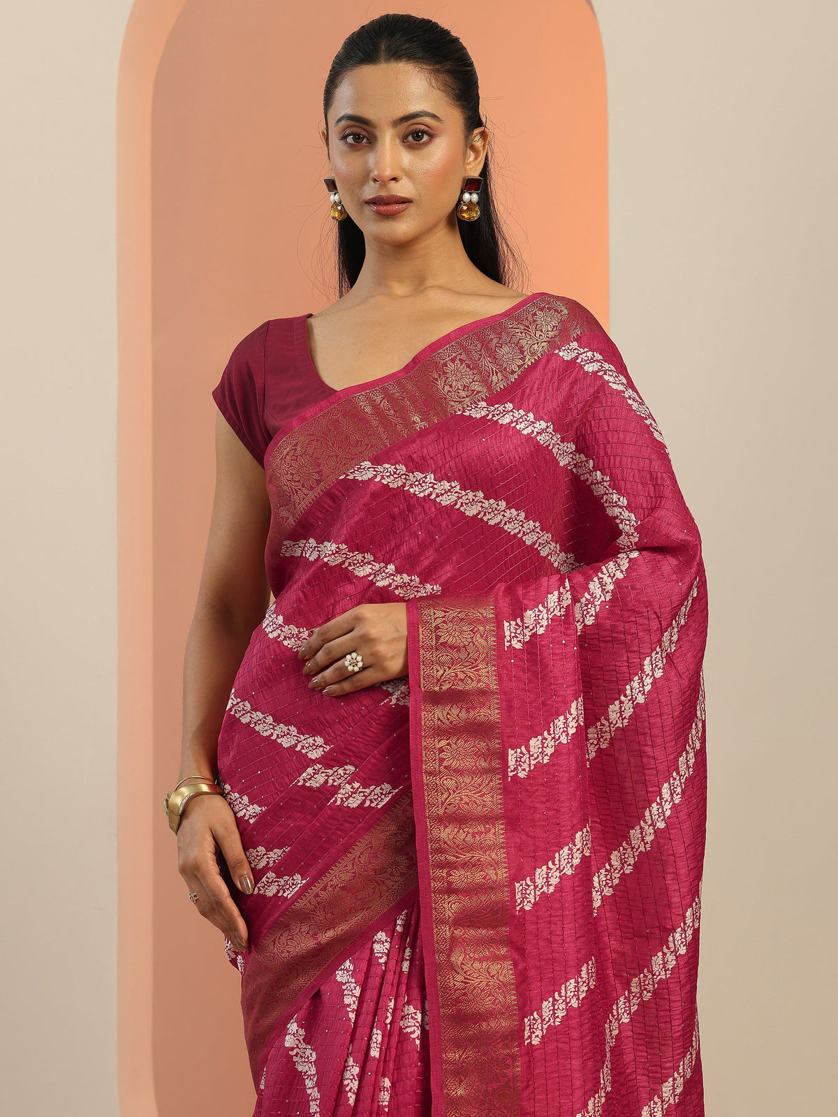 Libas Pink Printed Silk Blend Saree With Unstitched Blouse Piece