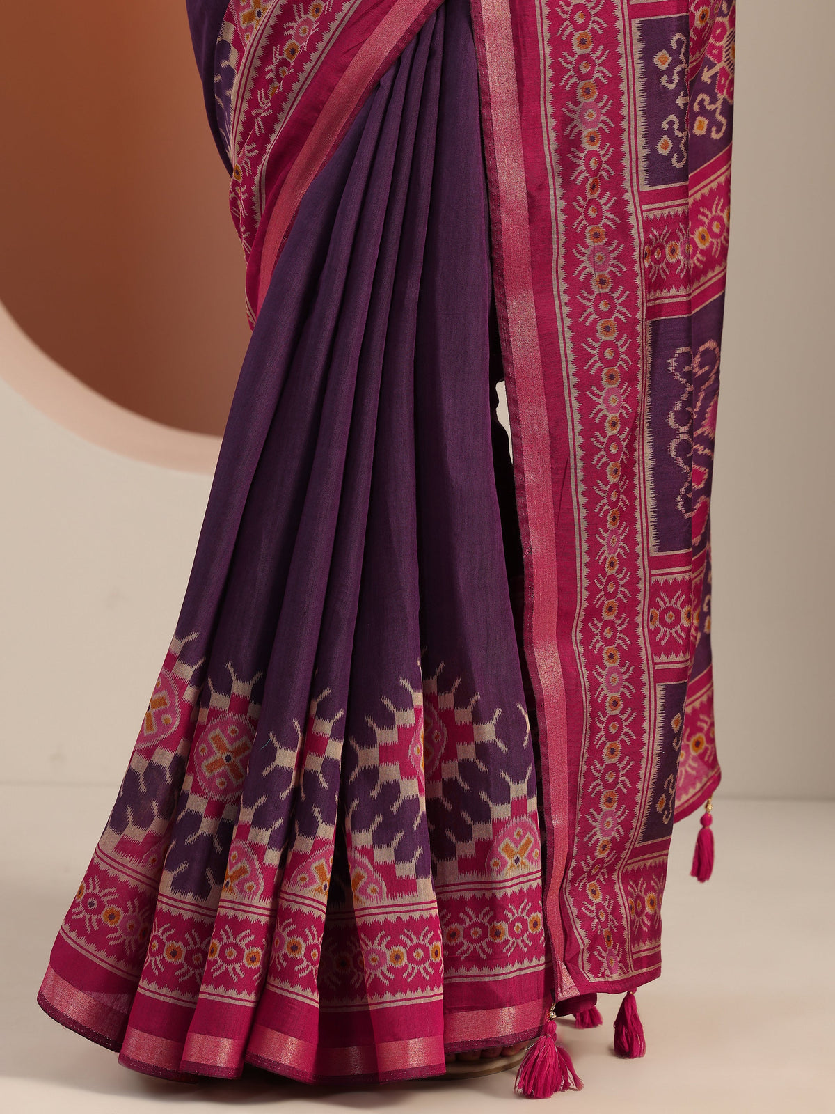 Libas Purple Solid Cotton Blend Saree With Unstitched Blouse Piece