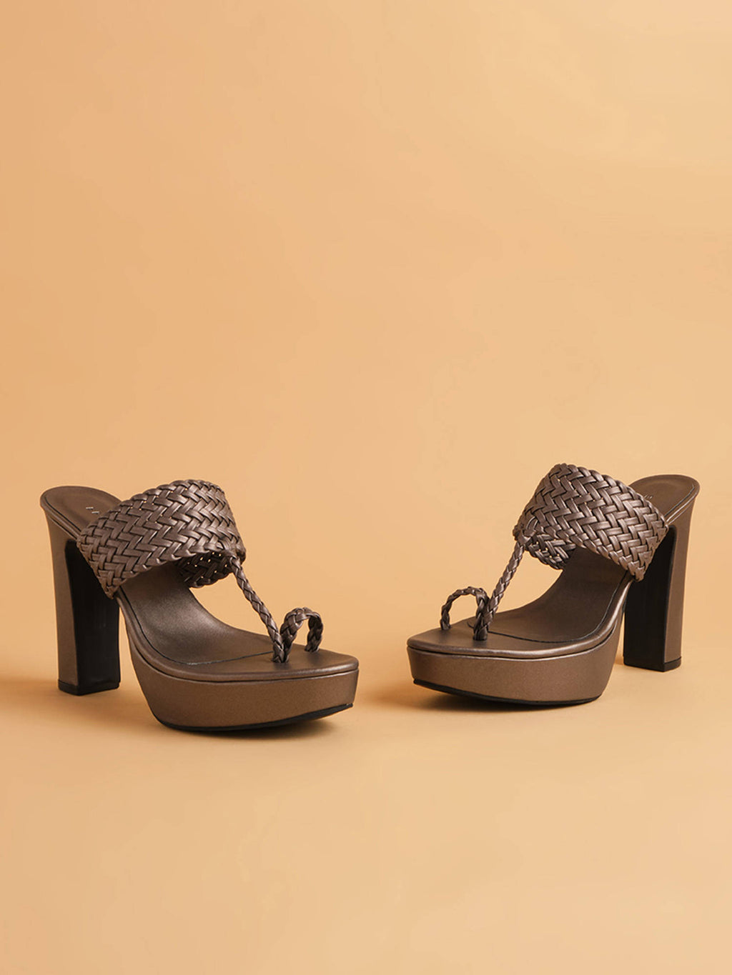 Woven Gunmetal Frida Kolhapuri Heels | H78 - view 2