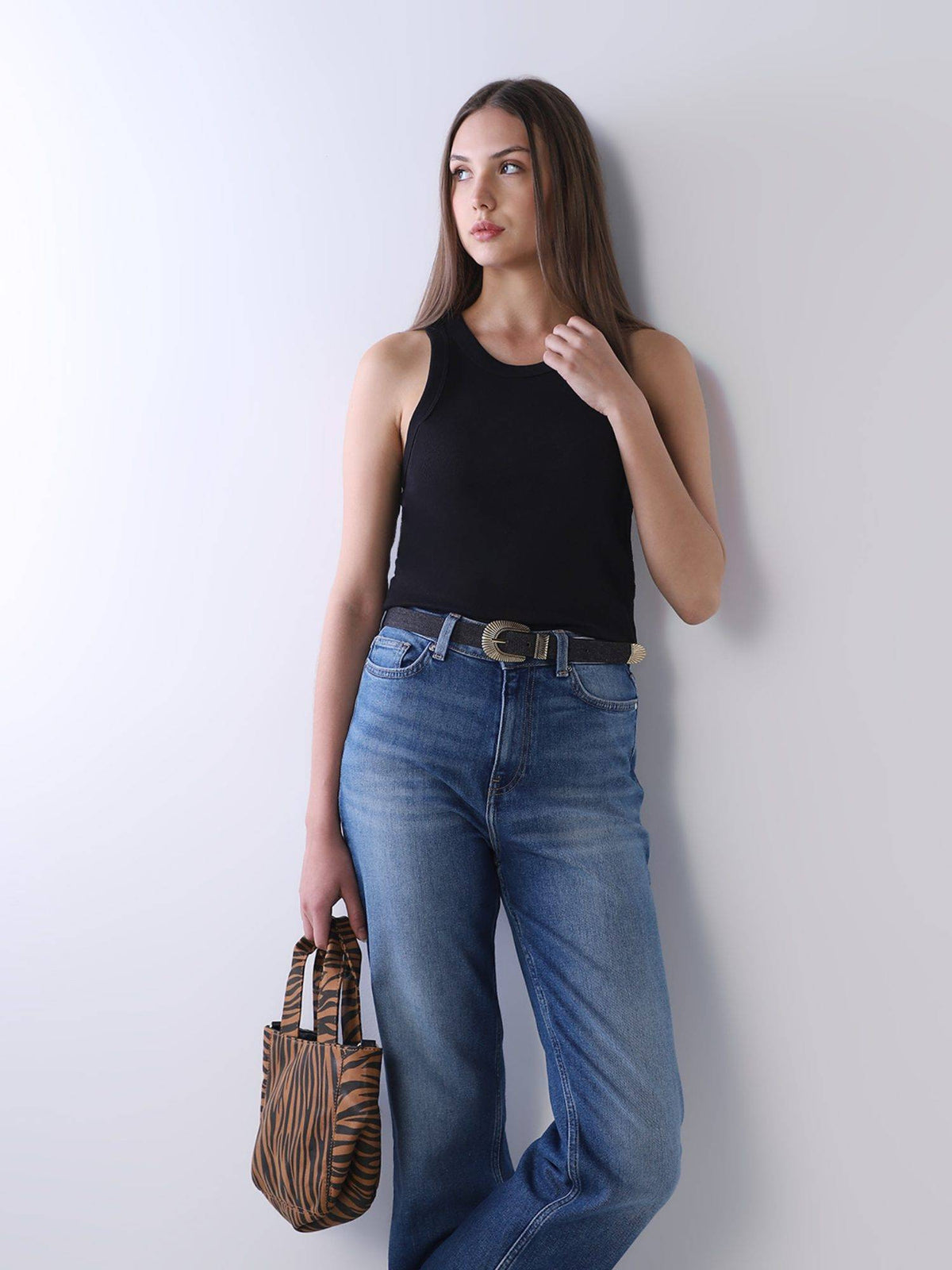 Women's Solid Slim Fit White Top | O24 - view 8