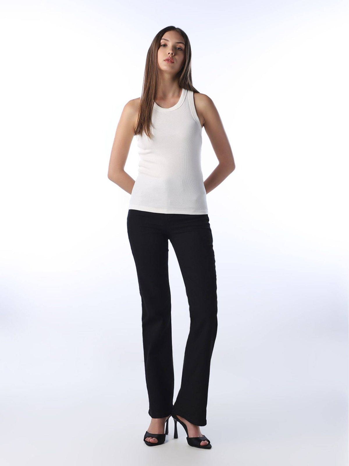 Women's Solid Slim Fit White Top | O24 - view 2