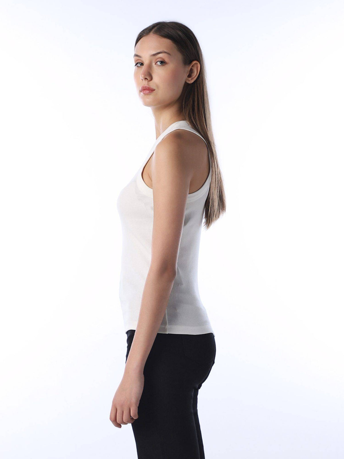 Women's Solid Slim Fit White Top | O24 - view 5