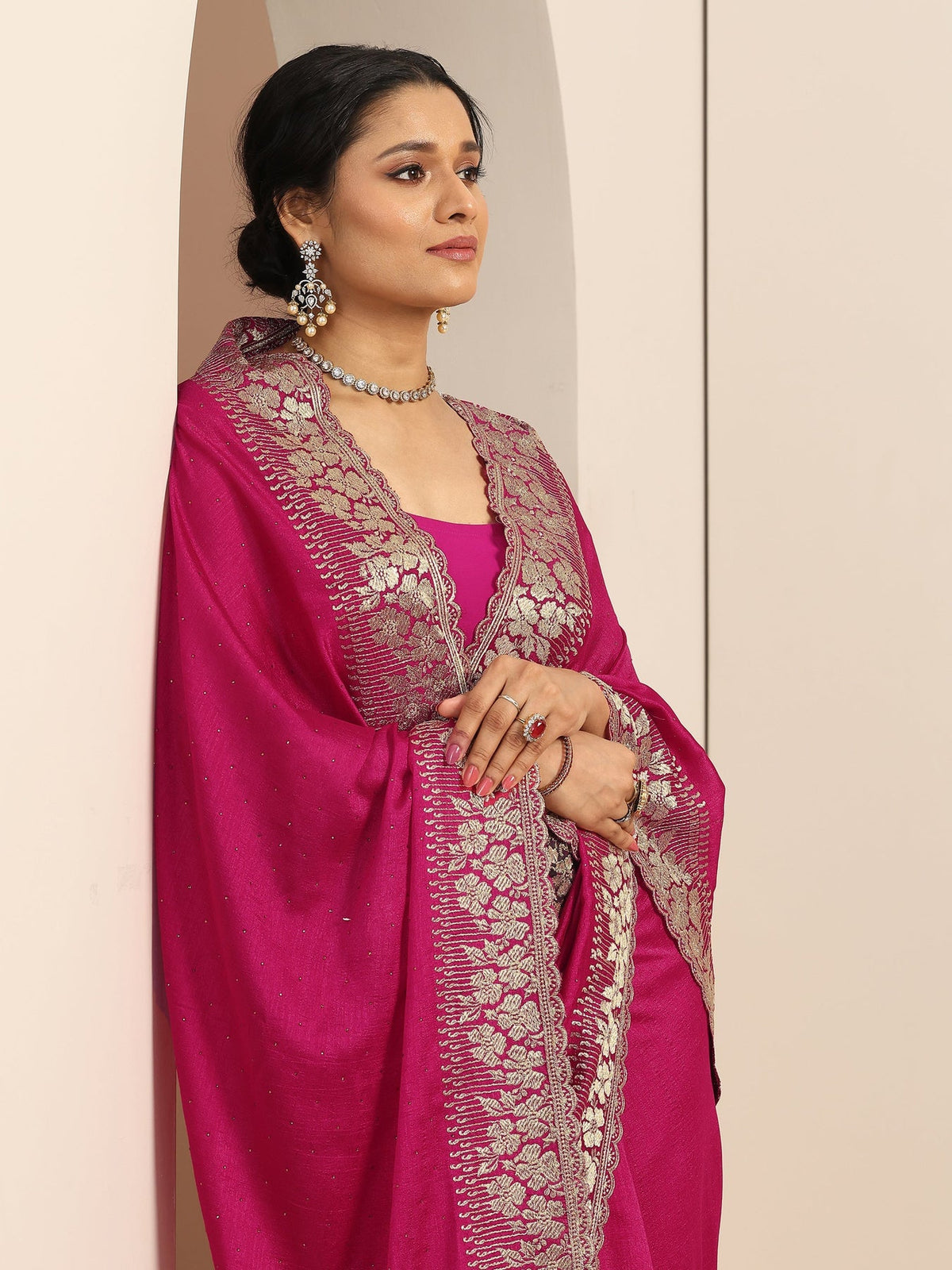 Libas Pink Embellished Silk blend Saree With Unstitched Blouse Piece S45