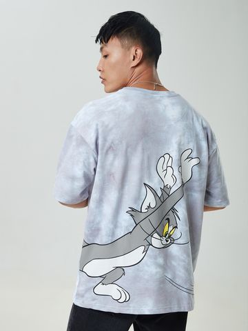 Buy Tom & Jerry: The Chase Mens Oversized T-Shirt Online. OS23