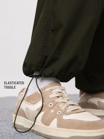 Parachute Pants: Hunter Green Women Cargo Joggers JB65