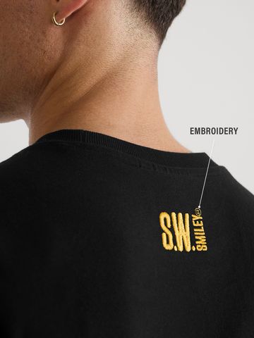 Buy Smiley: Winkle Oversized T-Shirts For Men Online OS23