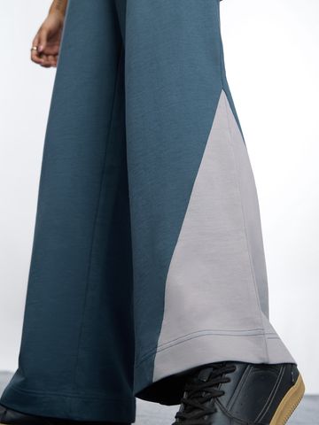 Mulan: Dragon Mushu Women Flared Jogger JB65
