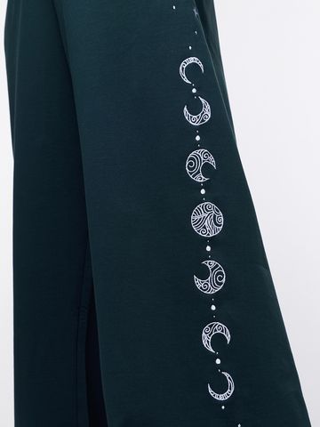 TSS Originals: The Moon Women Joggers JB65