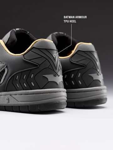 Batman: Urban Knight Men Low Top Sneakers JB65