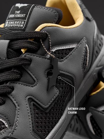 Batman: Urban Knight Men Low Top Sneakers JB65