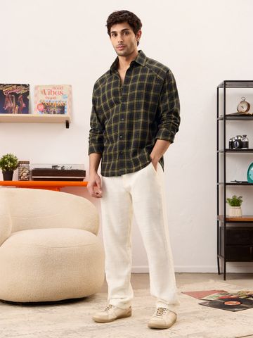 Buy Plaid Shirt: The Trails Men Relaxed Shirts Online C76