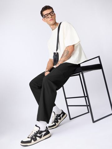 Buy Straight-Fit Pants: Ink Black Men Pants Online F56