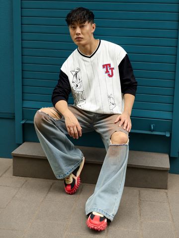 Buy Tom & Jerry: Stripped Oversized Full Sleeve T-Shirt Online OS23
