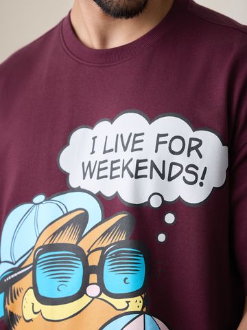 Buy Garfield: Live For Weekends Men Oversized T-Shirts Online OS23