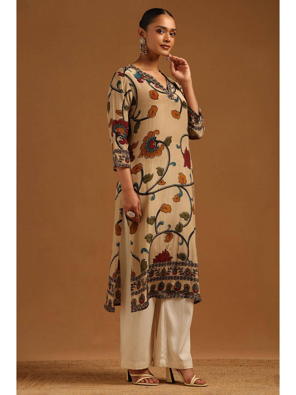 Beige Floral V-Neck Kurta | FY93 - view 3