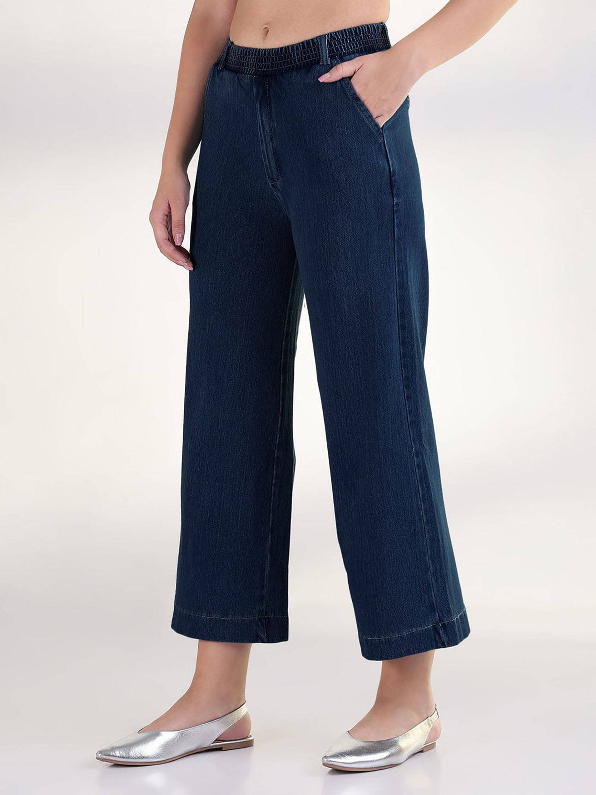Women's Navy Blue Relaxed Fit Cropped Jeans | RF89 - view 3