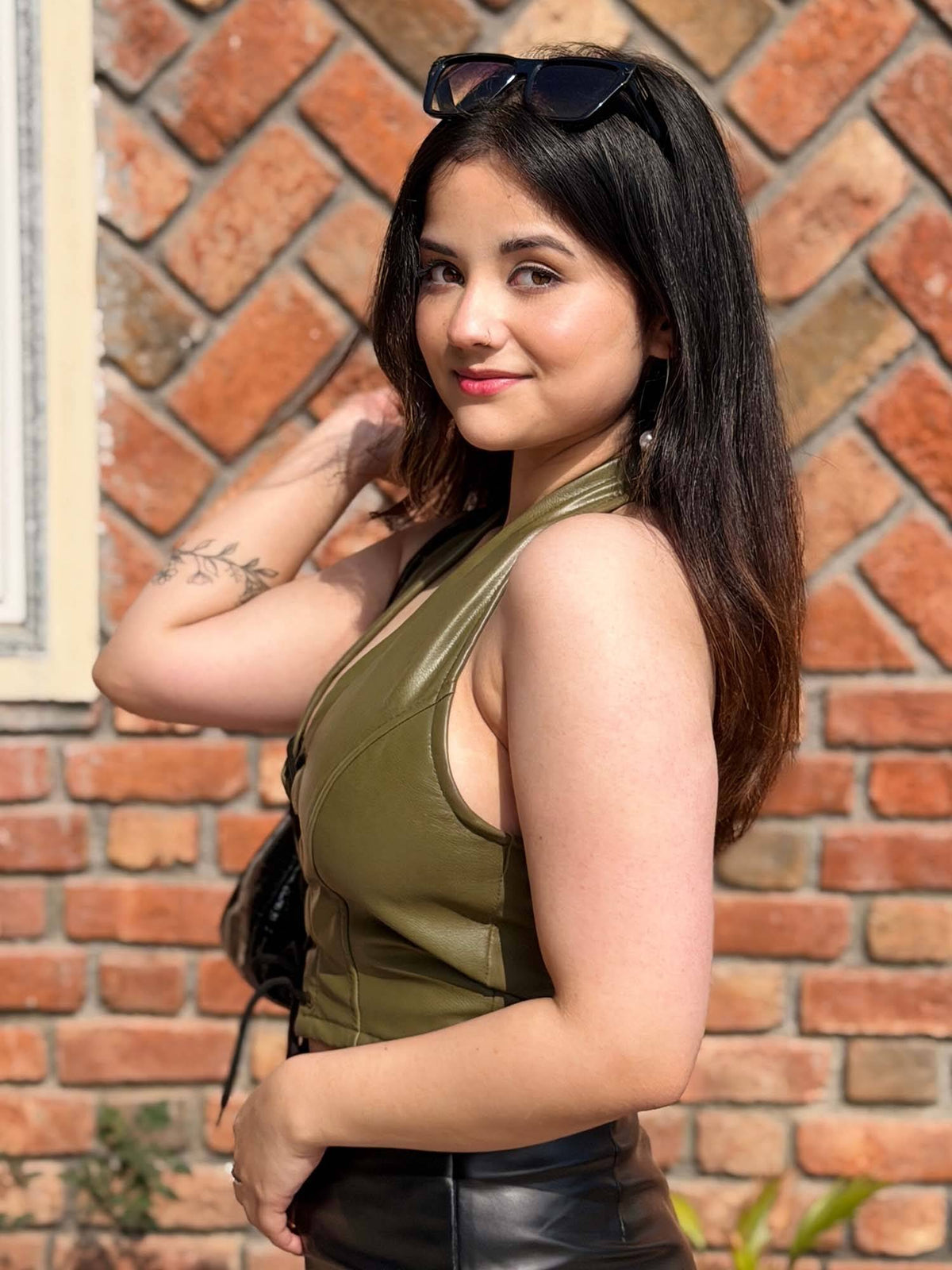 Green Regular Fit Solid/Plain Halter Neck Crop Top | CT61 - view 7