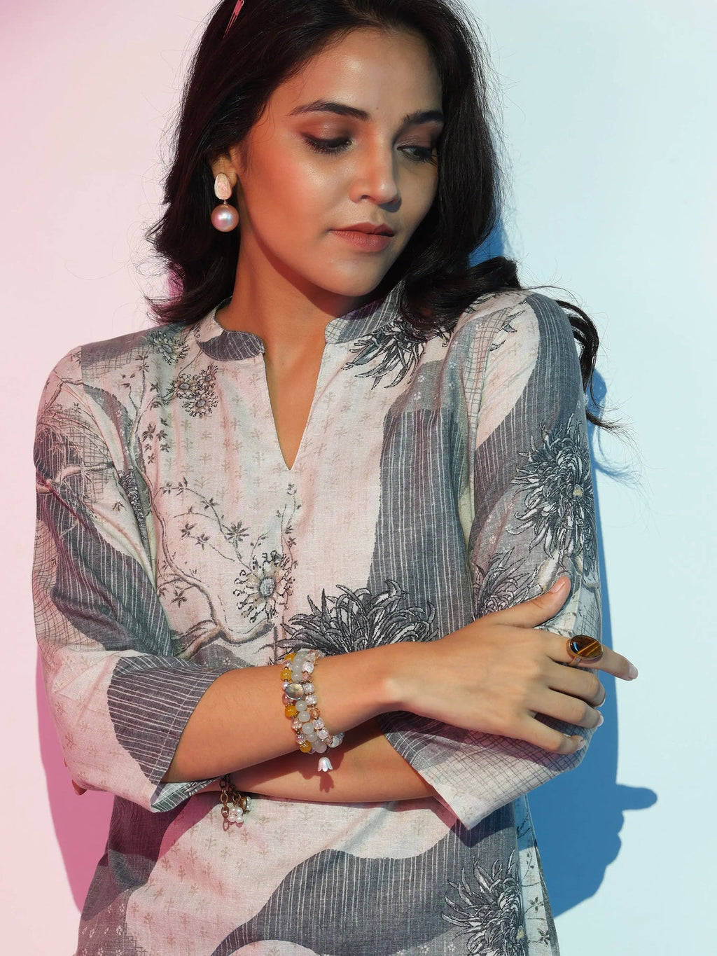 Gerua Off White Printed Straight Kurti P23
