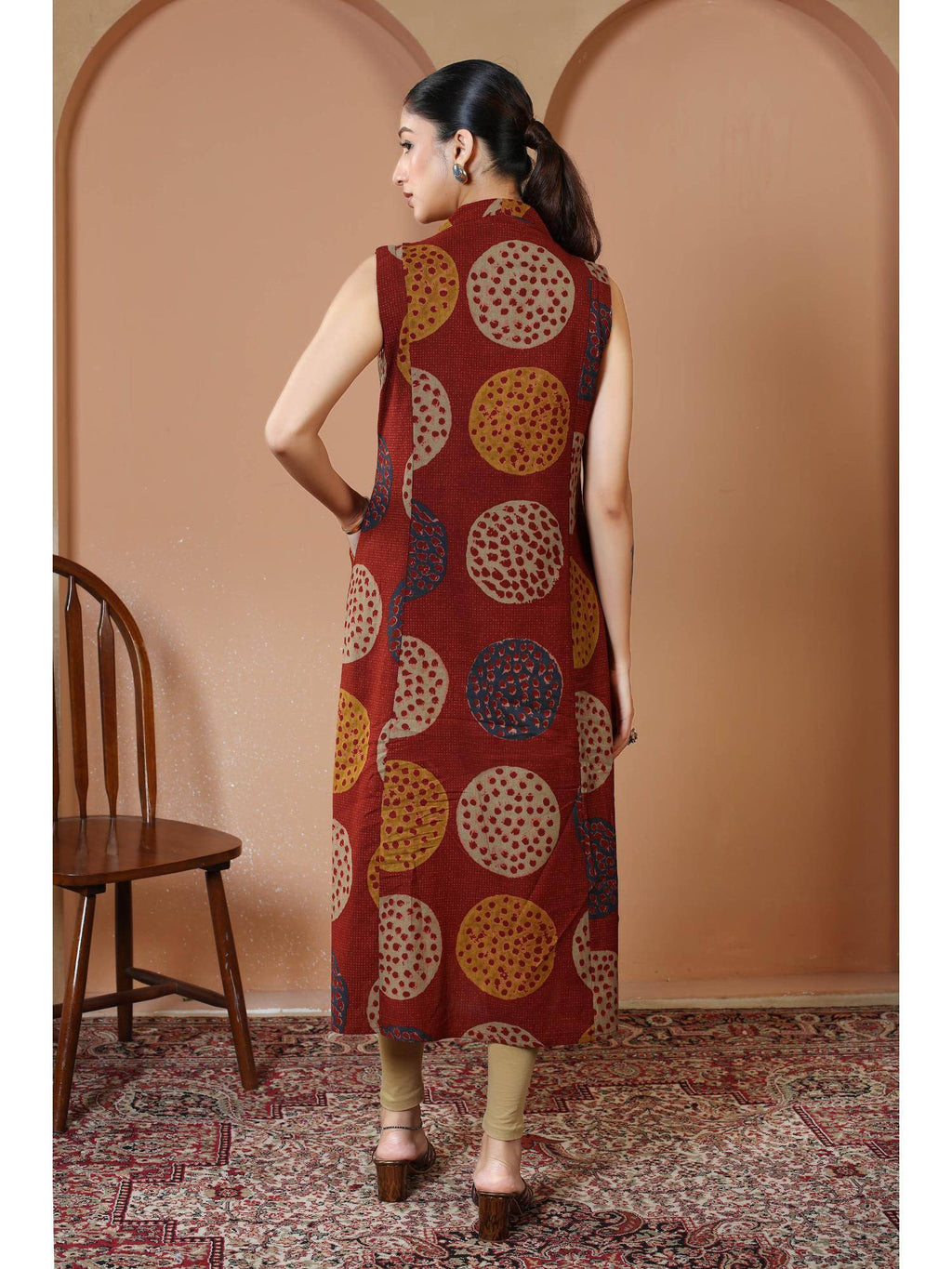 Maroon Printed Cotton A-Line Sleeveless V-Neck Kurta | FY93 - view 5