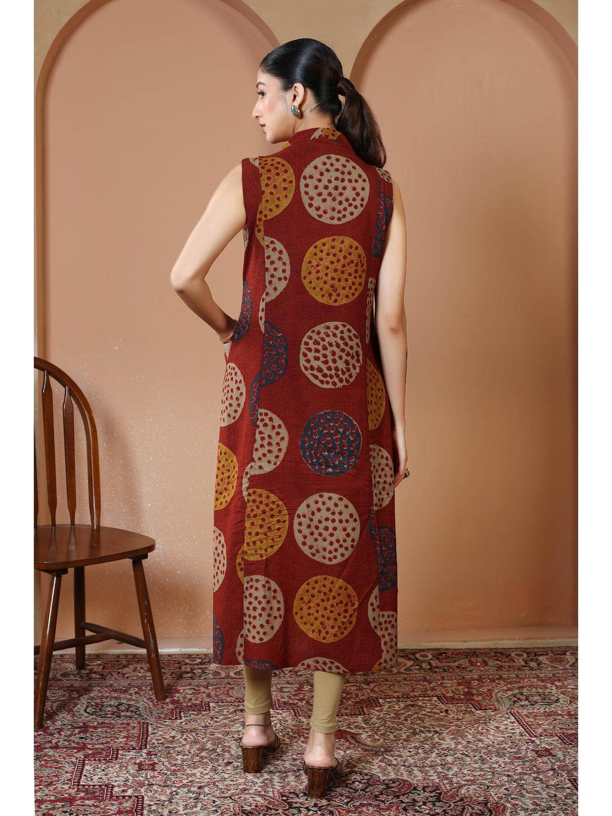 Maroon Printed Cotton A-Line Sleeveless V-Neck Kurta | FY93 - view 5