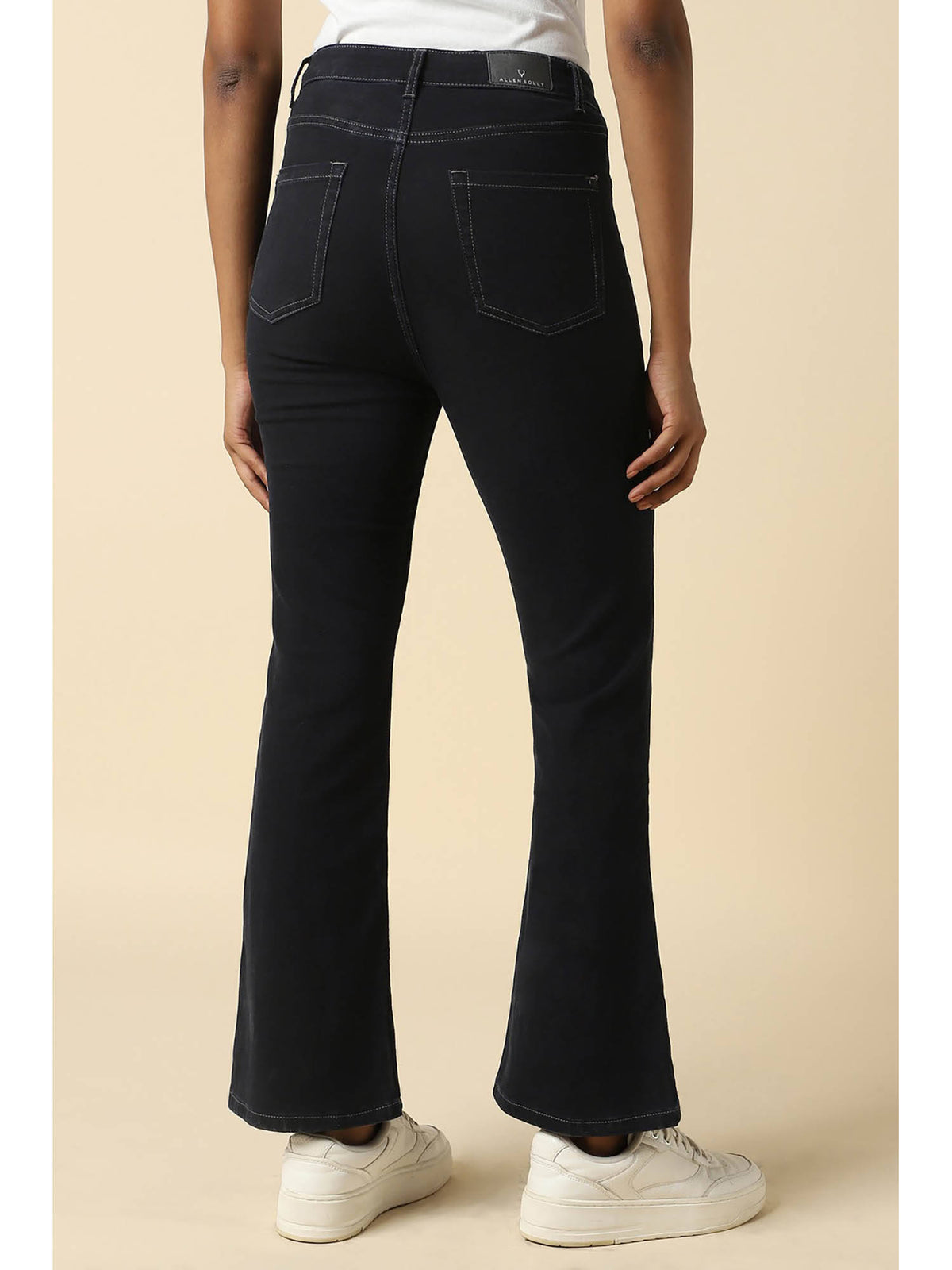 Women Black Regular Fit Jeans | BT10 - view 3