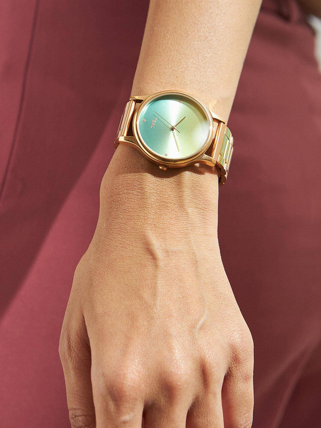 Rose Gold Ombre Green Metal Link Strap Watch | W92 - view 1