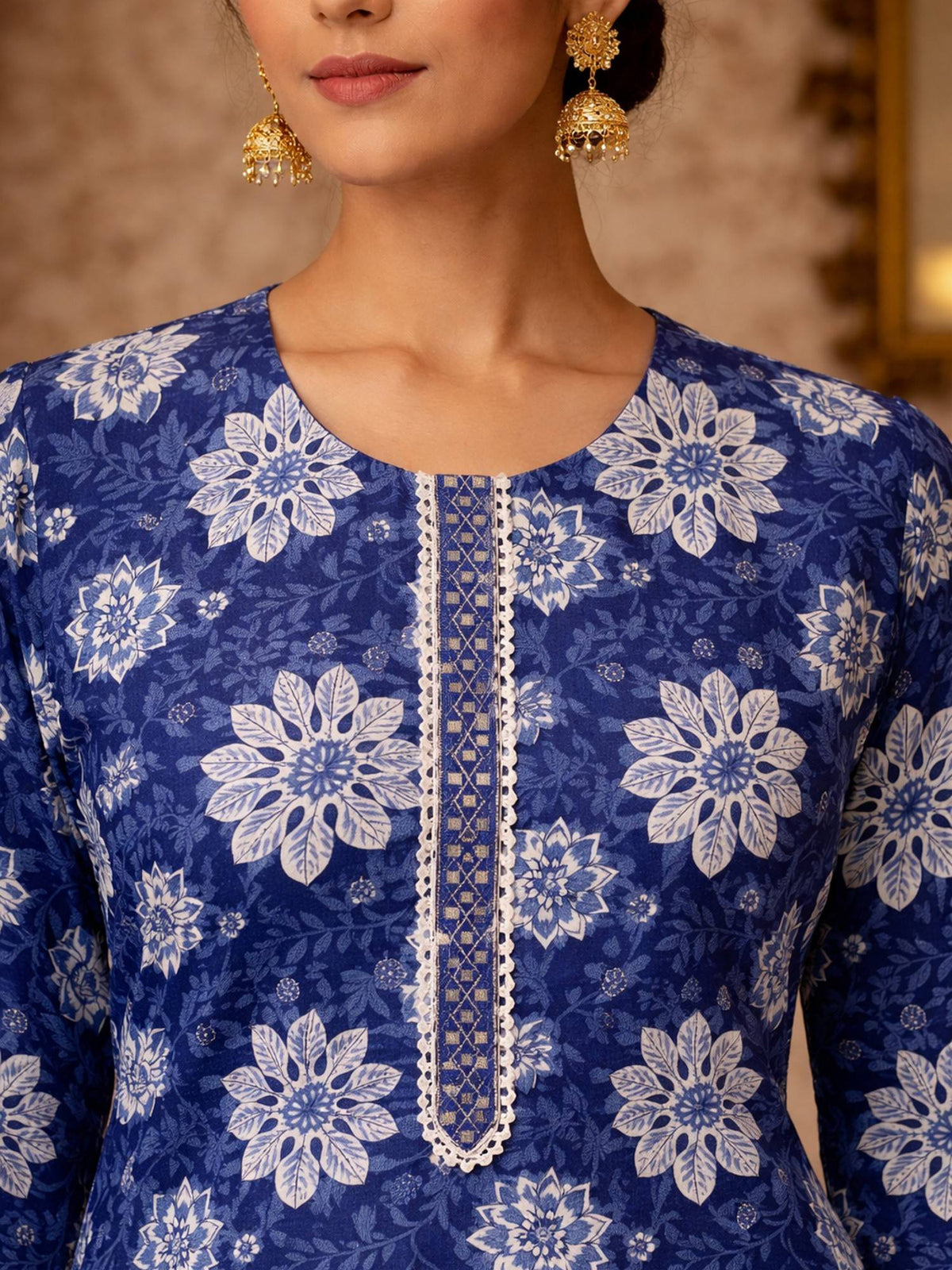 Women Blue Cotton Embroidered Straight Knee Length Kurta | KDG - view 3