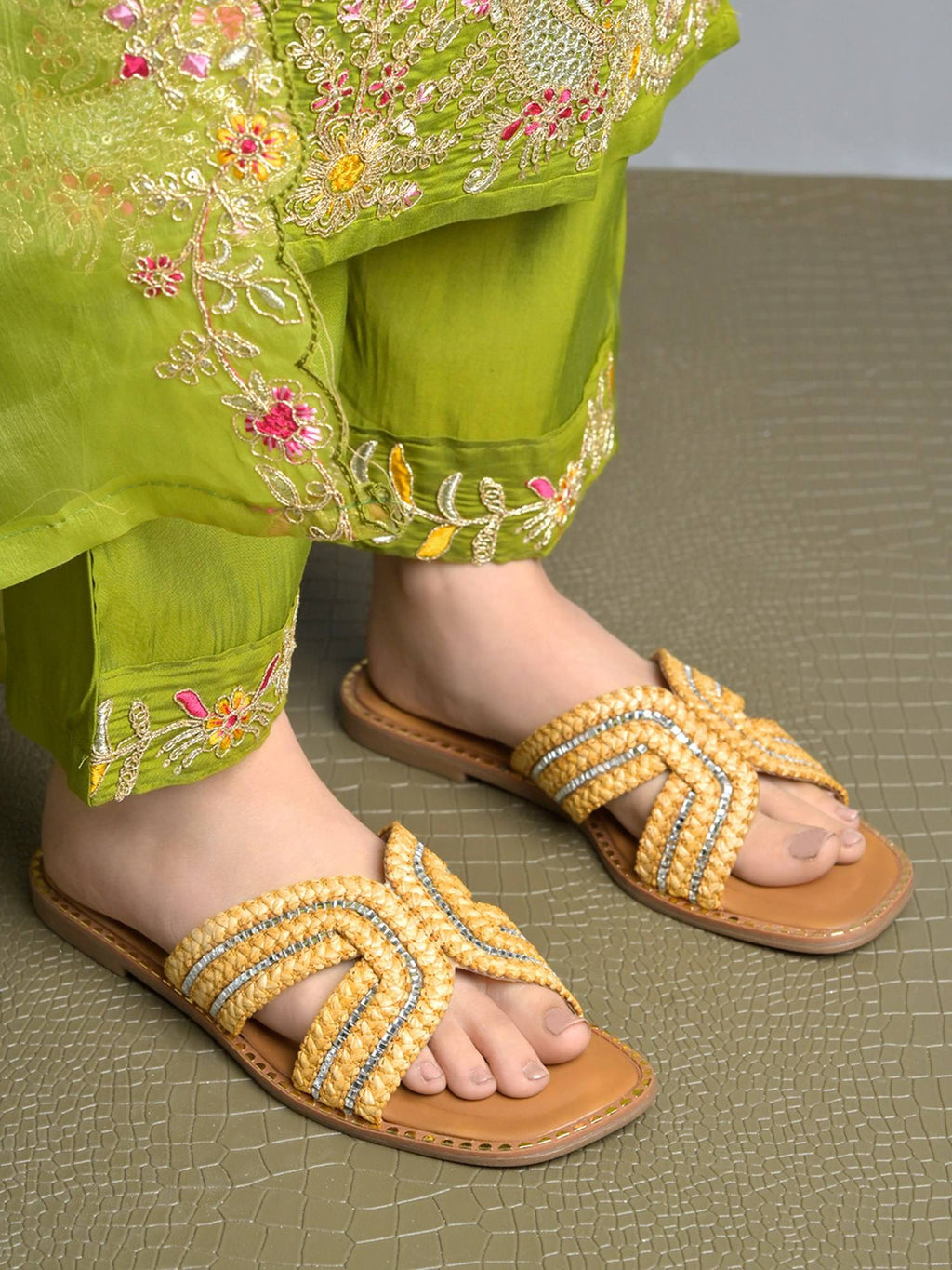 Women Gold Flats | F61 - view 1