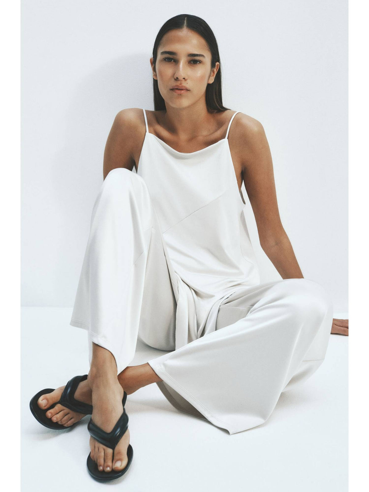 Women White Heeled Sandals | H78 - view 10
