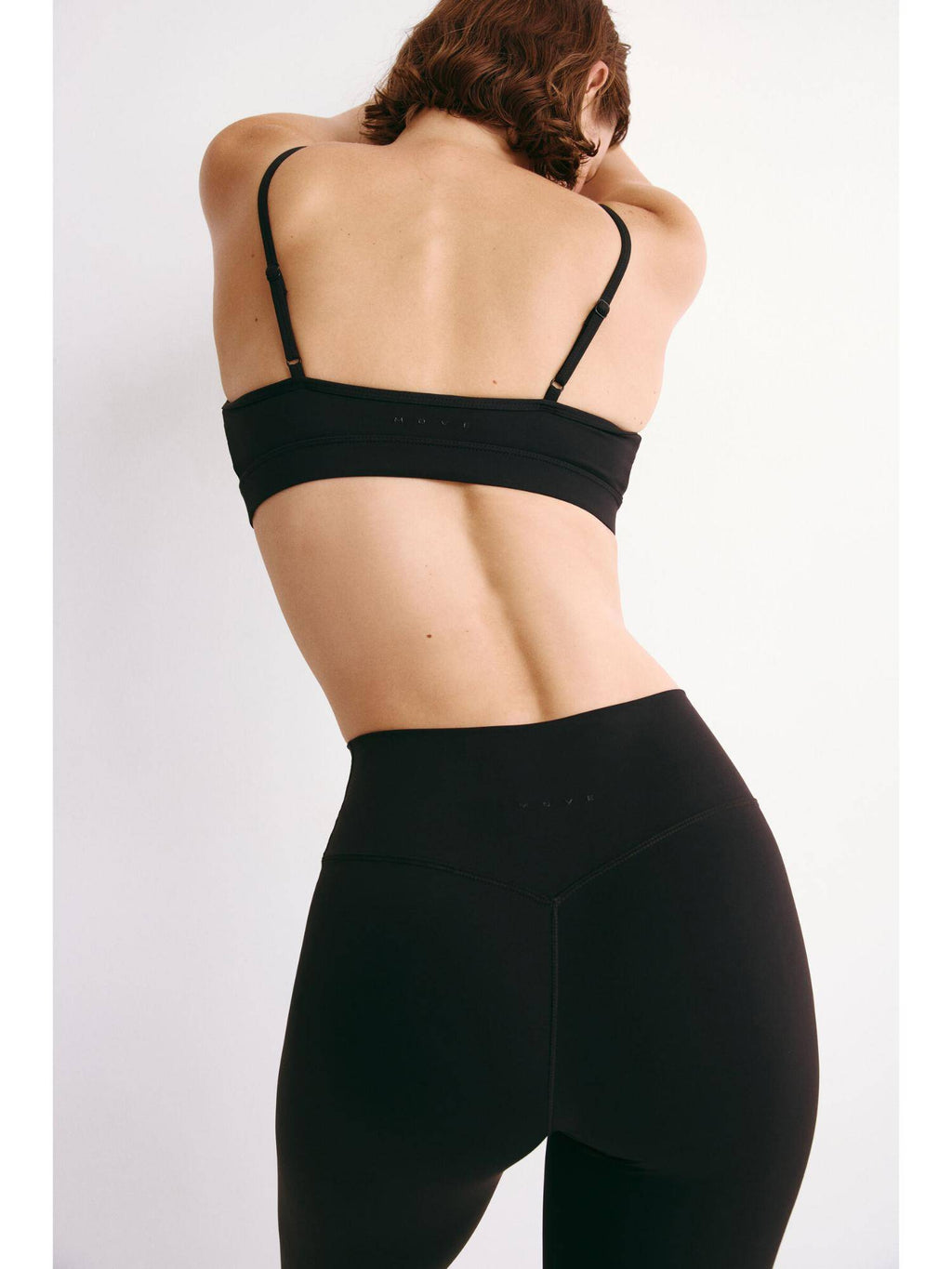 Women Black Medium Support Sports Bra With Sculptmove | sb09 - view 4
