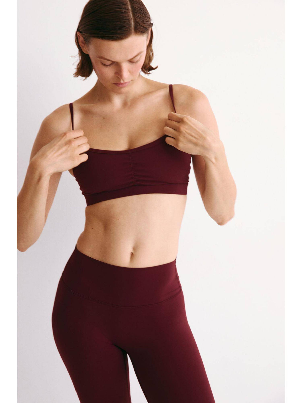 Women Red Medium Support Sports Bra With Sculptmove | sb09 - view 3