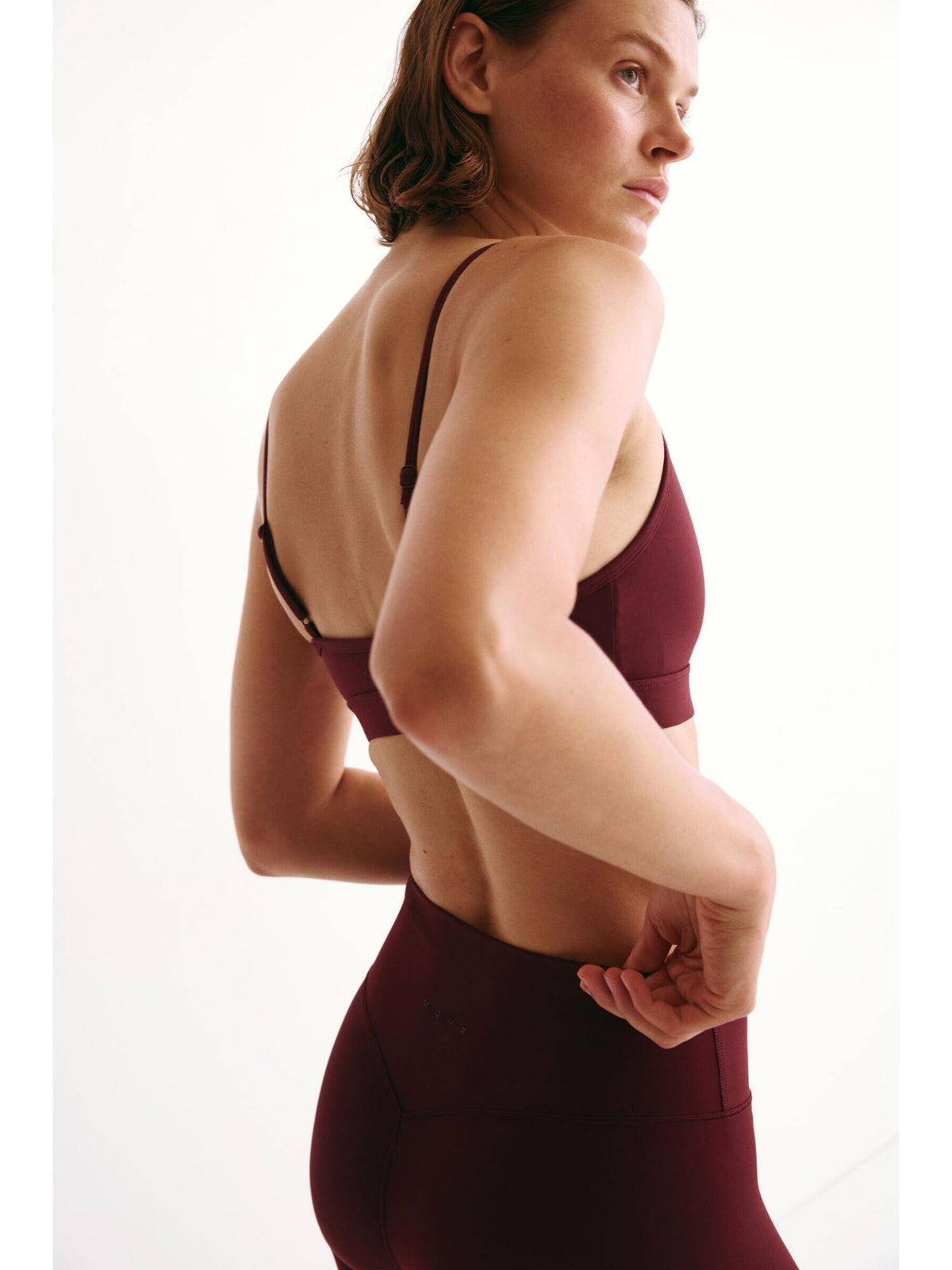 Women Red Medium Support Sports Bra With Sculptmove | sb09 - view 4