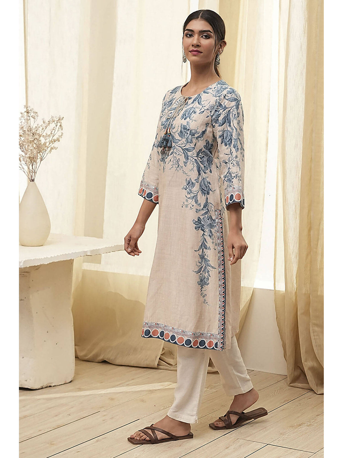 Blue Cotton Round Neck Kurta | U3S - view 3