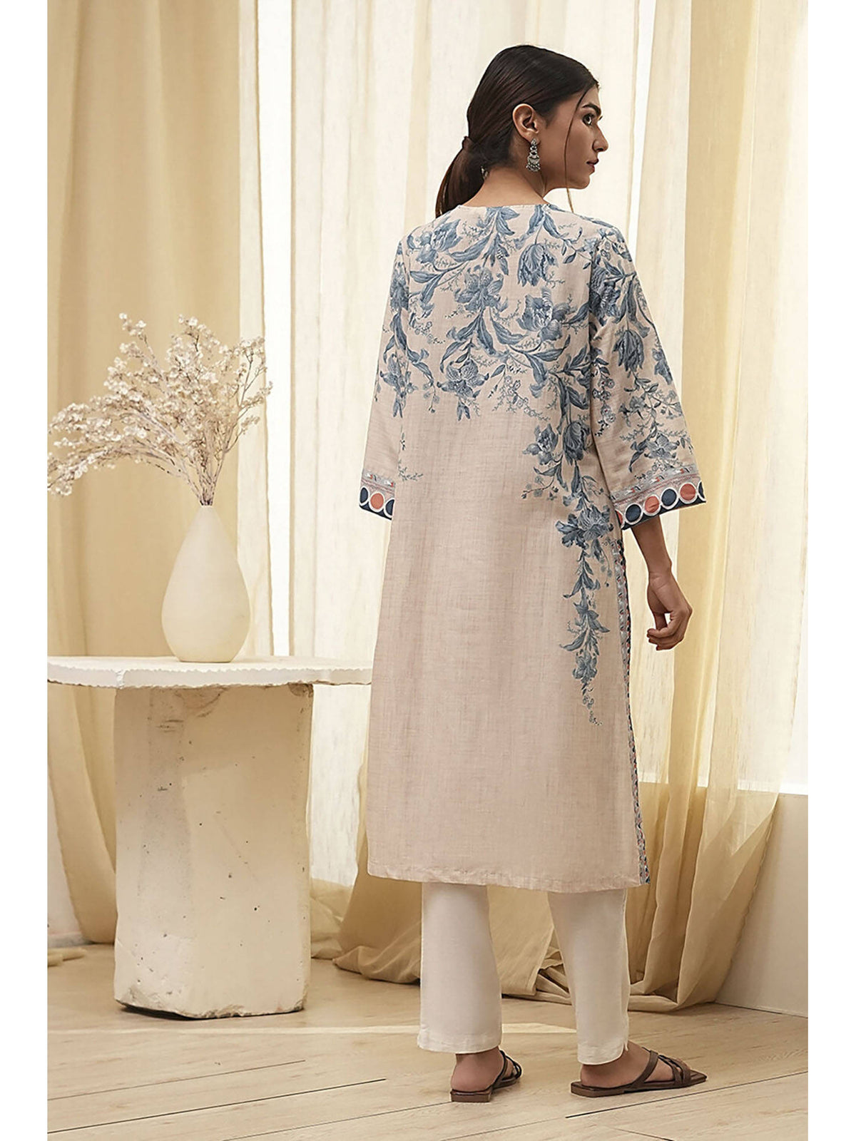 Blue Cotton Round Neck Kurta | U3S - view 4