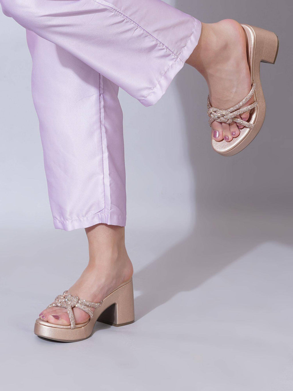 Golden Glam Knot Detail Sandal Block Heels For Women | H78 - view 4