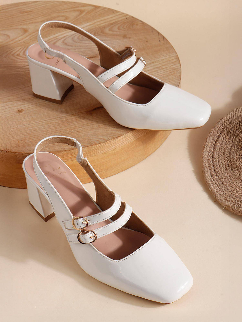 Women White Elegant Slingback Block Heel Sandals | H78 - view 3