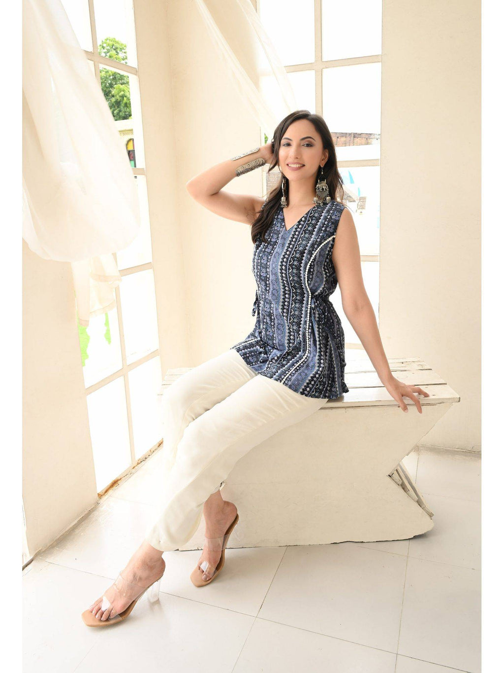 Women Rayon Printed V-Neck Hip Length Sleeveless A-Line Kurta | U3S - view 5