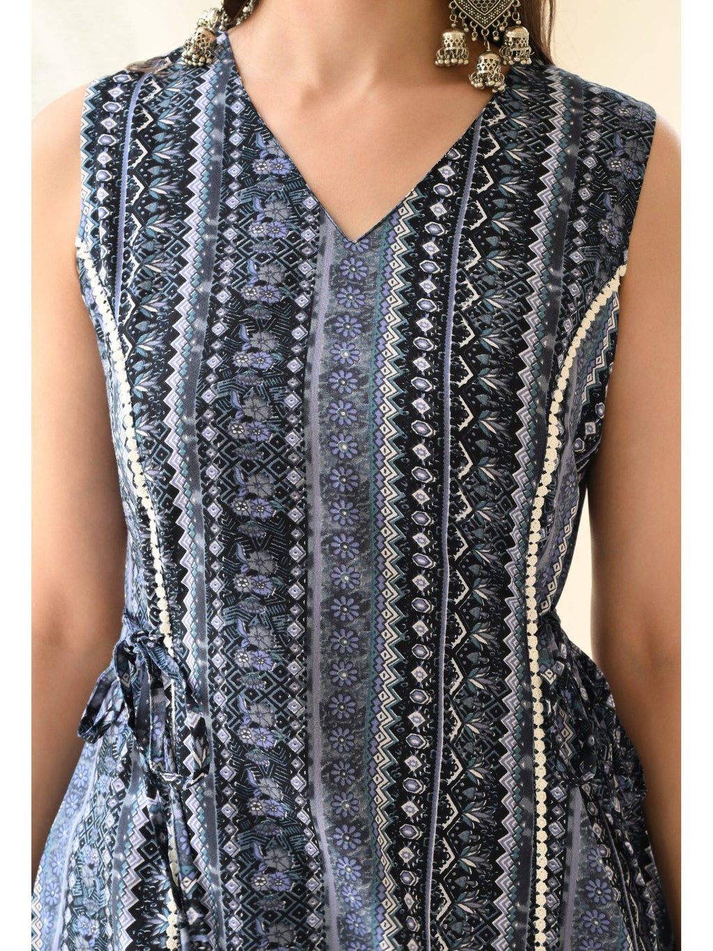 Women Rayon Printed V-Neck Hip Length Sleeveless A-Line Kurta | FY93 - view 6
