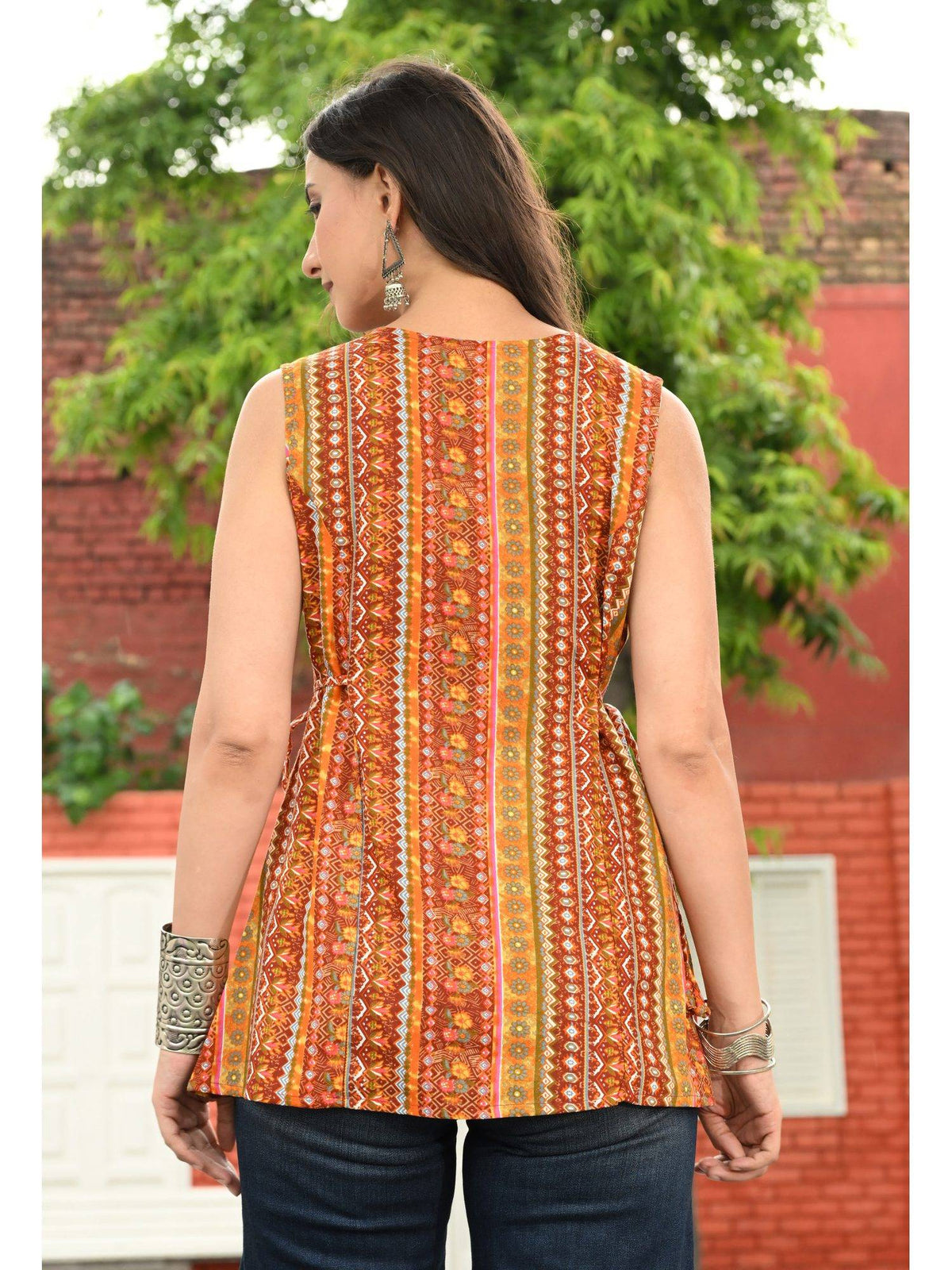 Women Rayon Printed V-Neck Hip Length Sleeveless A-Line Kurta | U3S - view 17