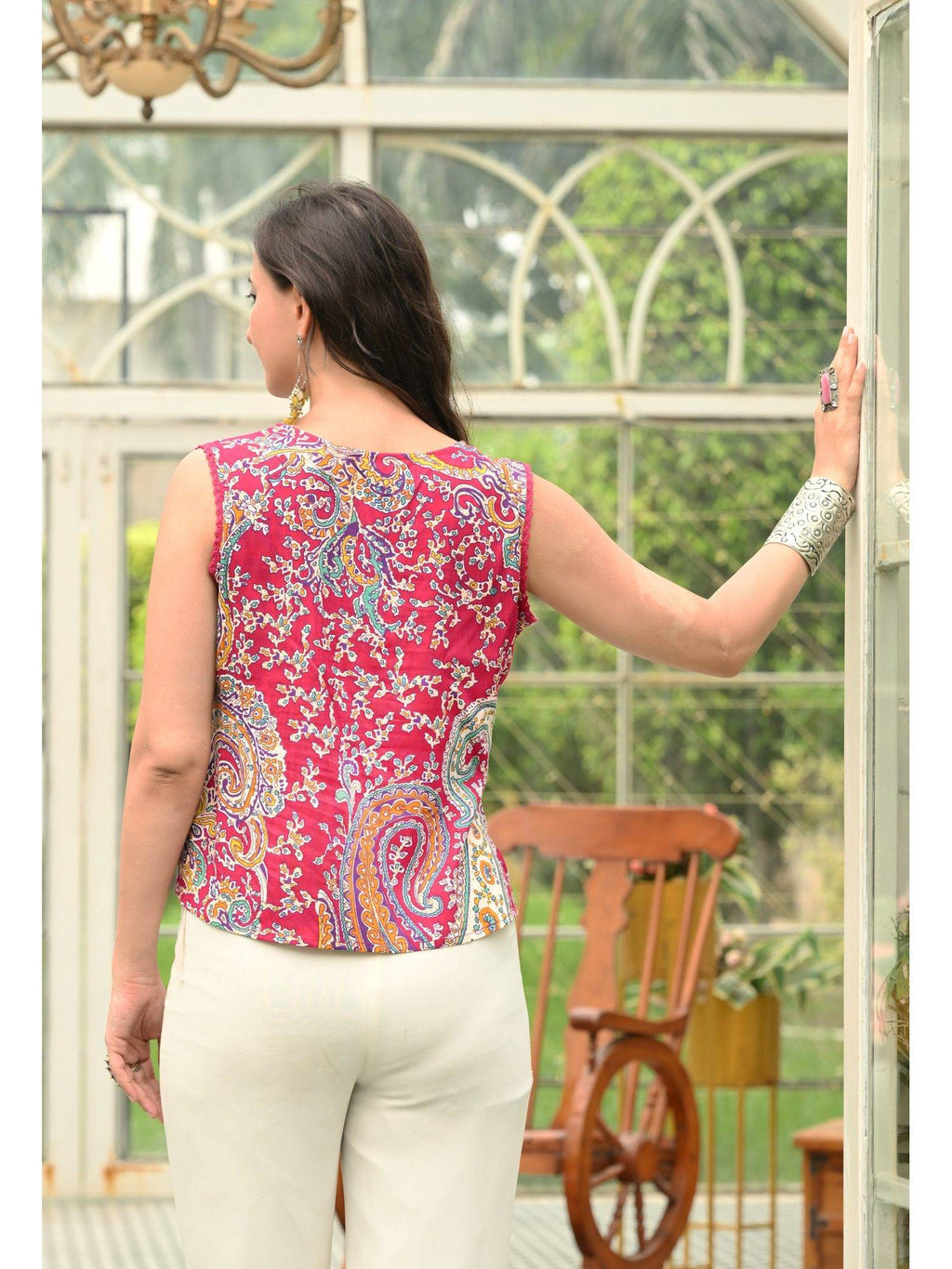 Women Rayon Printed Straight Pink Kurta | U3S - view 2