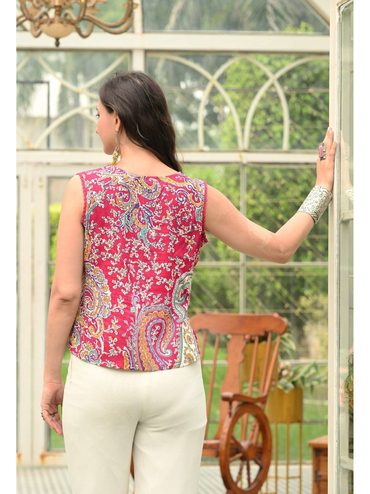 Women Rayon Printed Straight Pink Kurta | FY93 - view 2