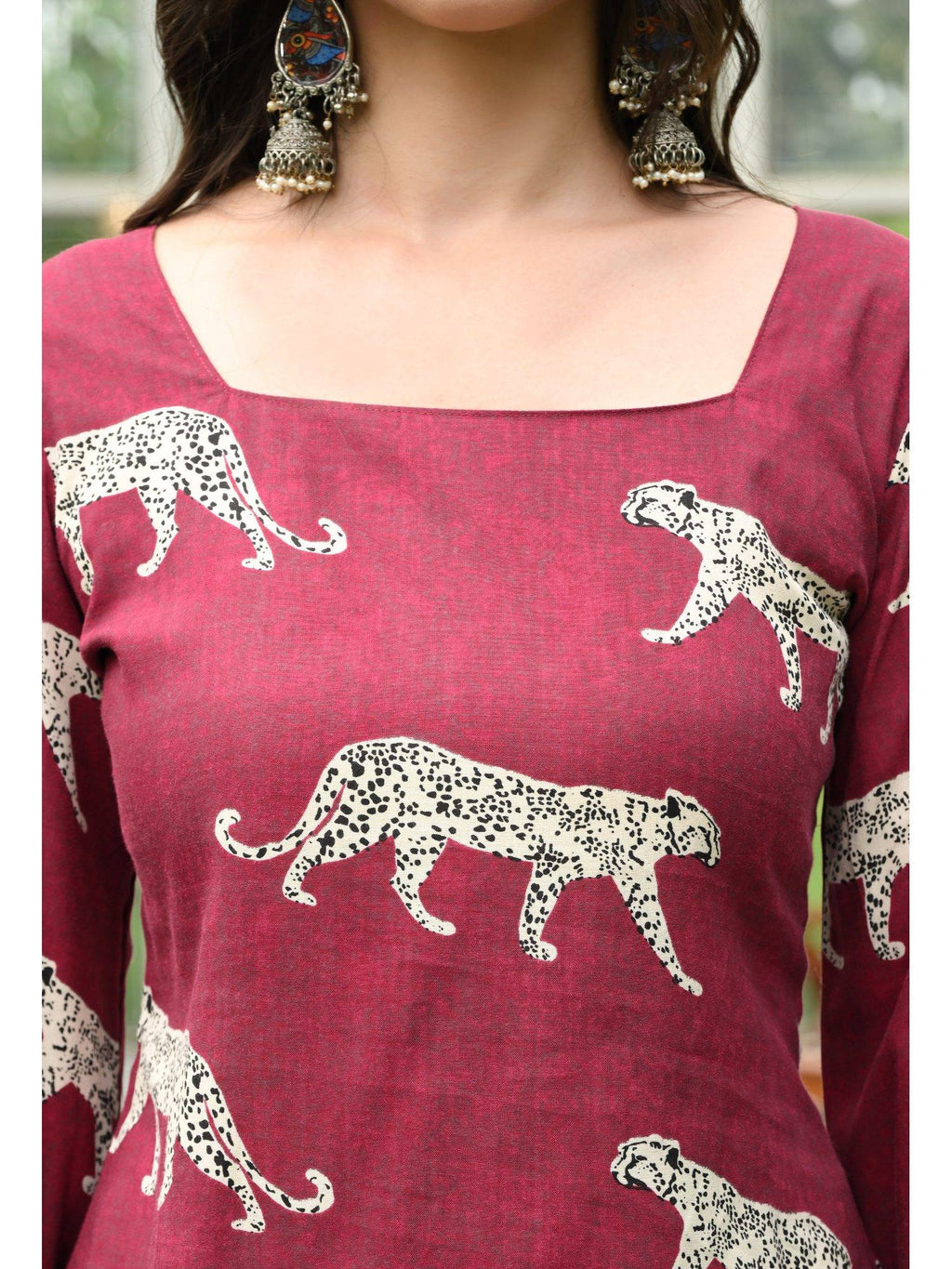 Women Rayon Printed Square Neck Straight Blue Kurta | KDG - view 25