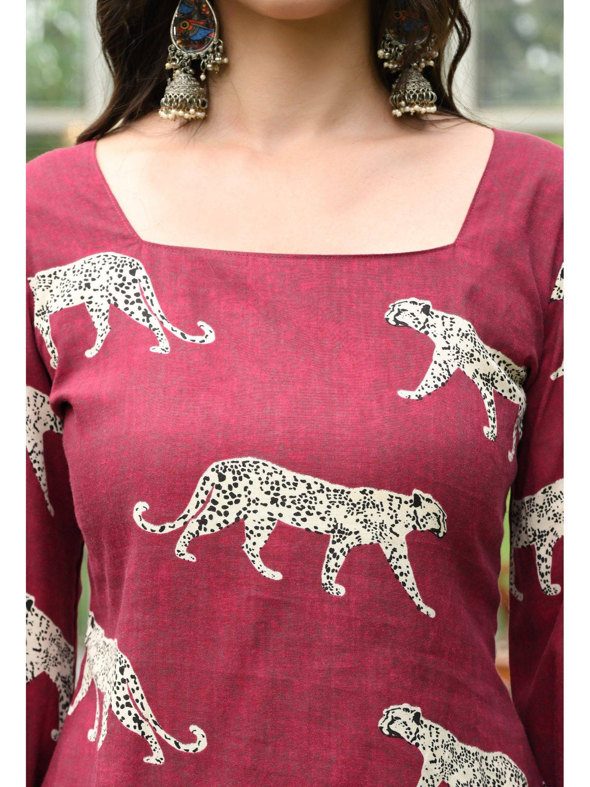 Women Rayon Printed Square Neck Straight Blue Kurta | KDG - view 25