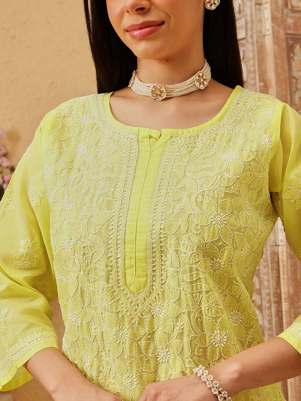 Hand Embroidered White Cotton Lucknowi Chikan Kurta (XS) (A411181) | KDG - view 33