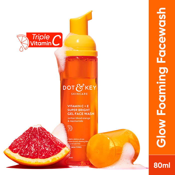 Vitamin C + E Super Bright Foaming Face Wash, Blood Orange & Papaya, Reduces Dullness | FC3 - view 1