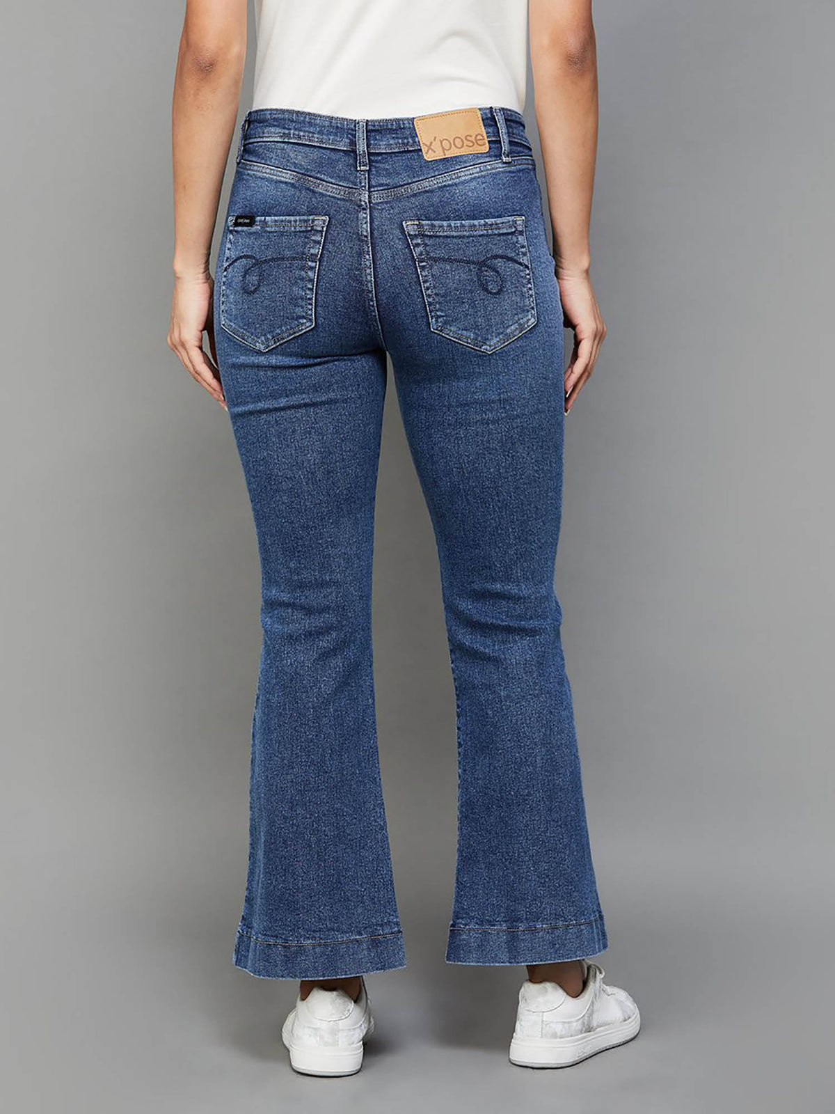Women Blue Comfort Flared High-Rise Stretchable Jeans | BT10 - view 3