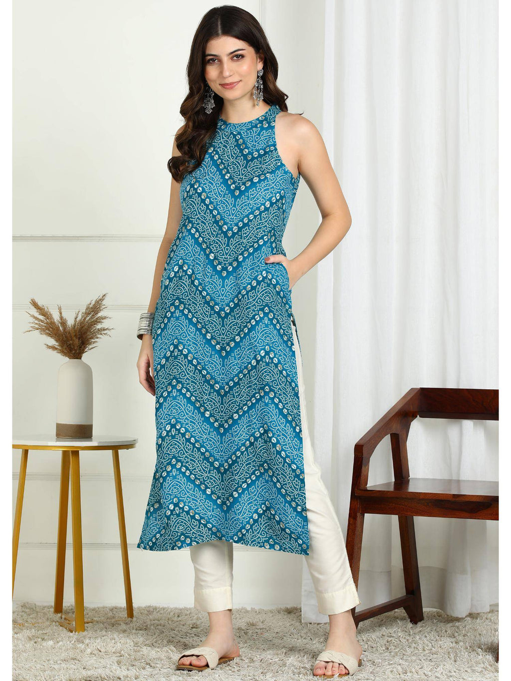 Pink Bandhani Printed Sleeveless Rayon Kurta | FY93 - view 8