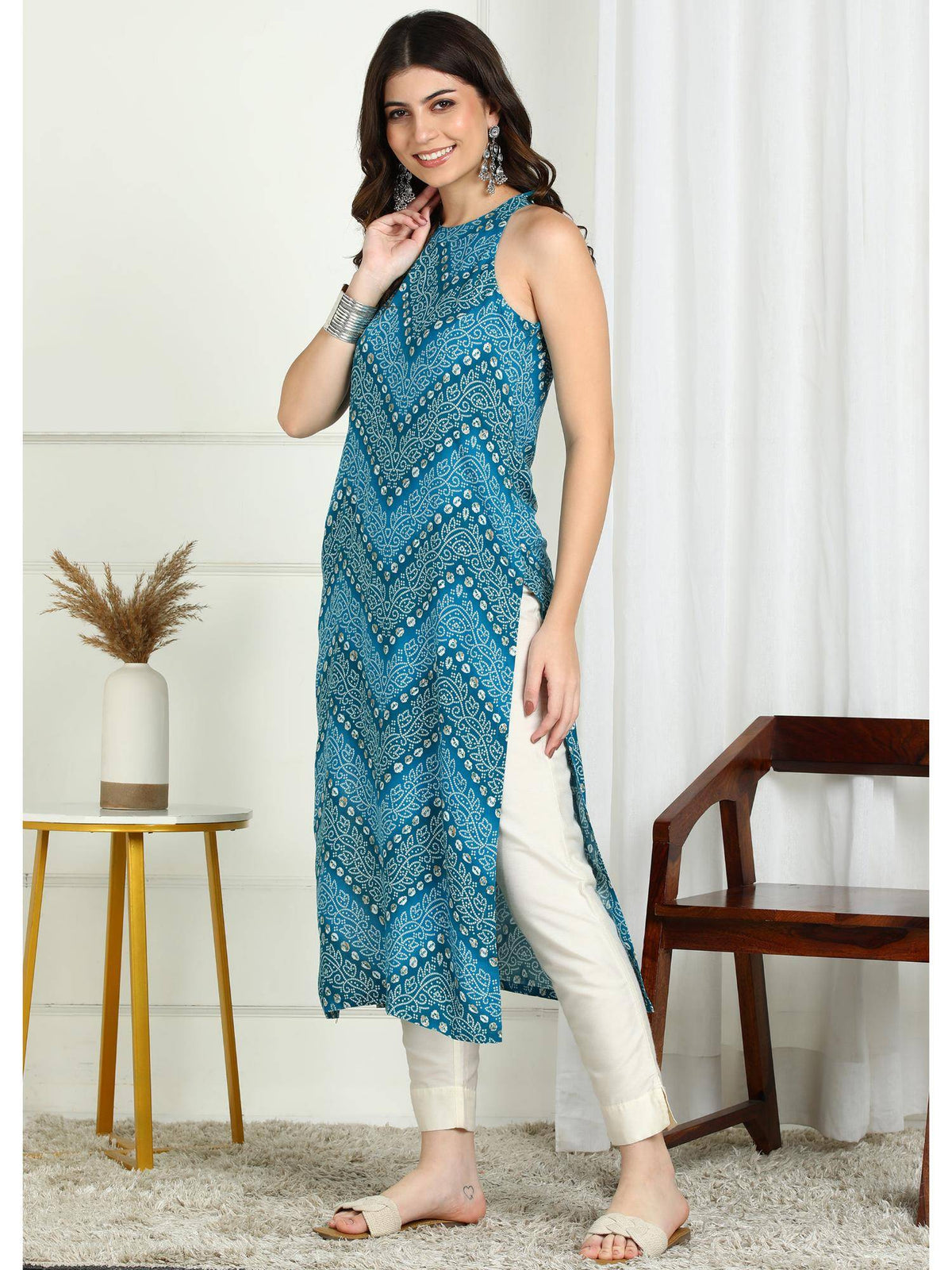 Pink Bandhani Printed Sleeveless Rayon Kurta | FY93 - view 9