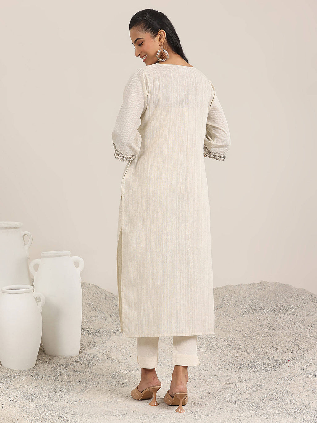 Off White Floral Yoke Embroidered Front Pleat Straight Kurta | U3S - view 9